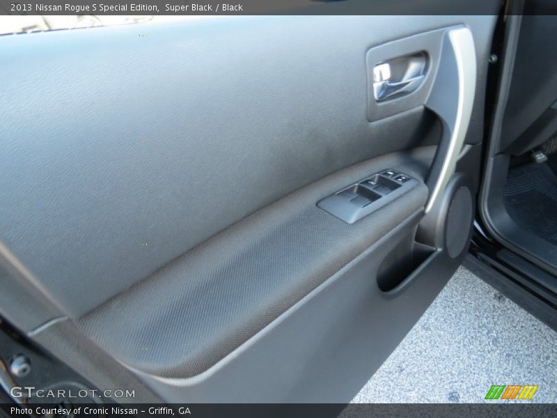Super Black / Black 2013 Nissan Rogue S Special Edition