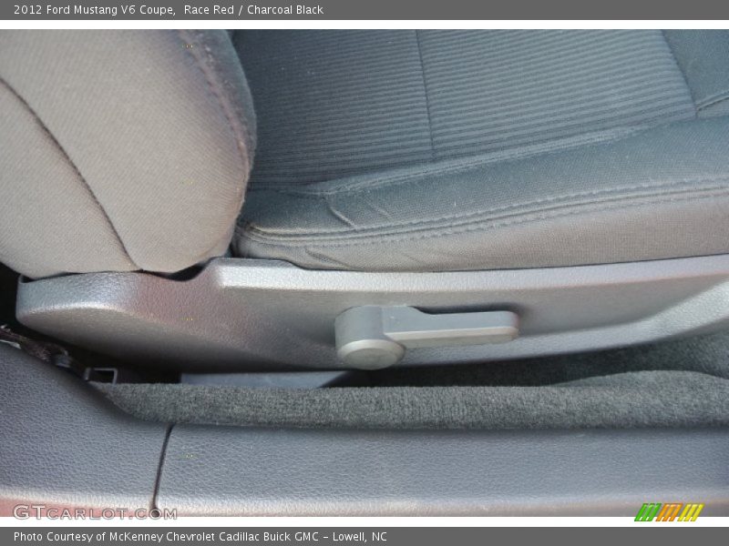 Race Red / Charcoal Black 2012 Ford Mustang V6 Coupe