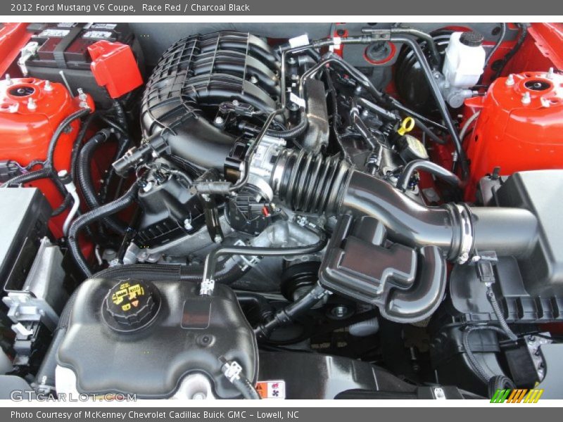 Race Red / Charcoal Black 2012 Ford Mustang V6 Coupe