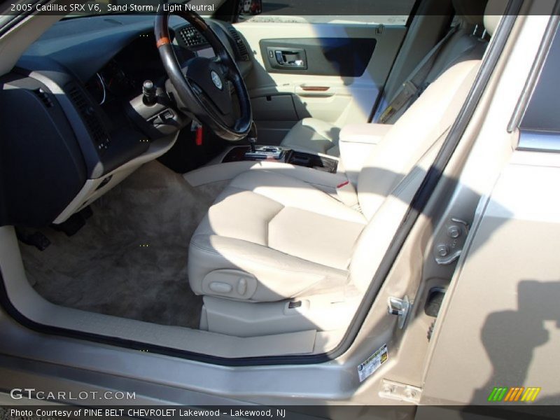 Sand Storm / Light Neutral 2005 Cadillac SRX V6