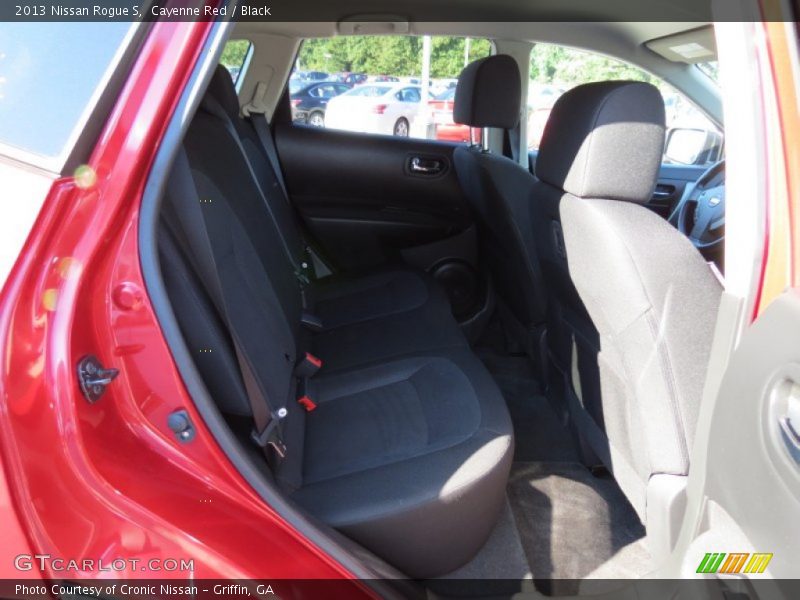 Cayenne Red / Black 2013 Nissan Rogue S