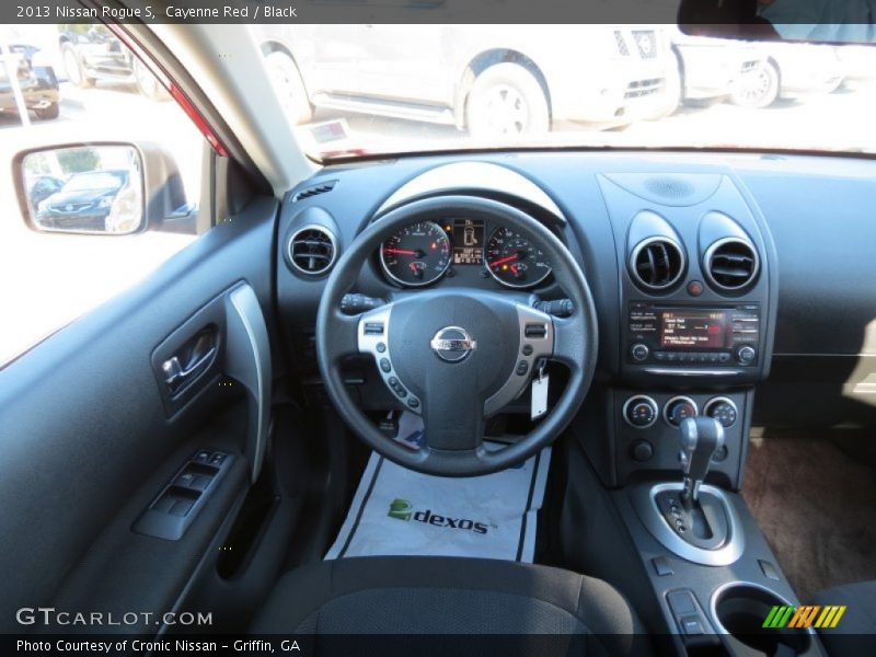 Cayenne Red / Black 2013 Nissan Rogue S