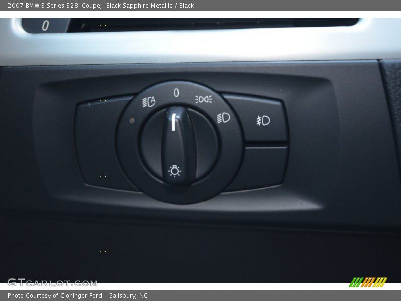Controls of 2007 3 Series 328i Coupe