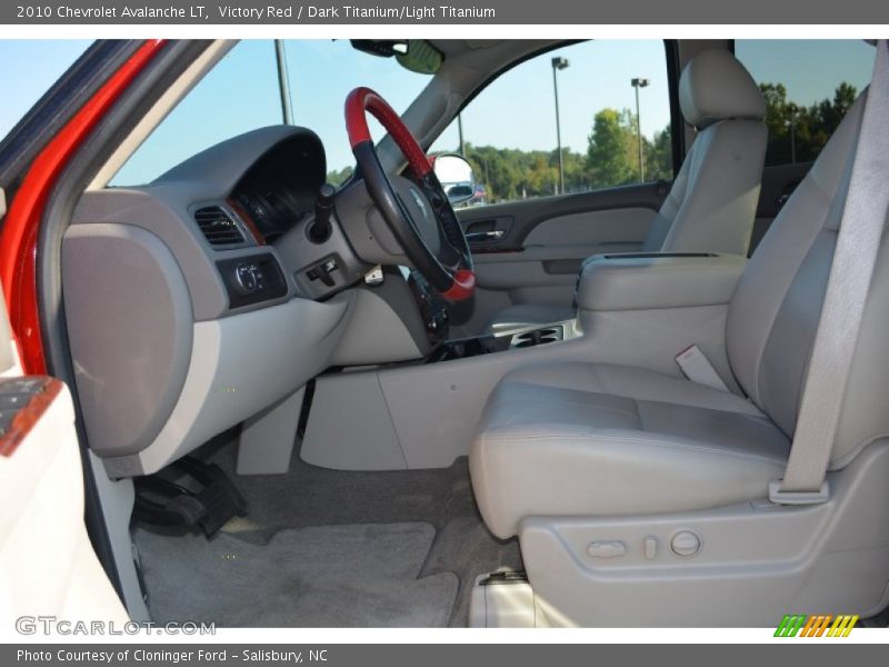 Victory Red / Dark Titanium/Light Titanium 2010 Chevrolet Avalanche LT