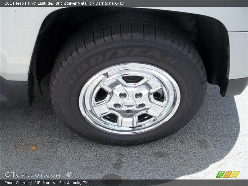 Bright Silver Metallic / Dark Slate Gray 2011 Jeep Patriot Latitude