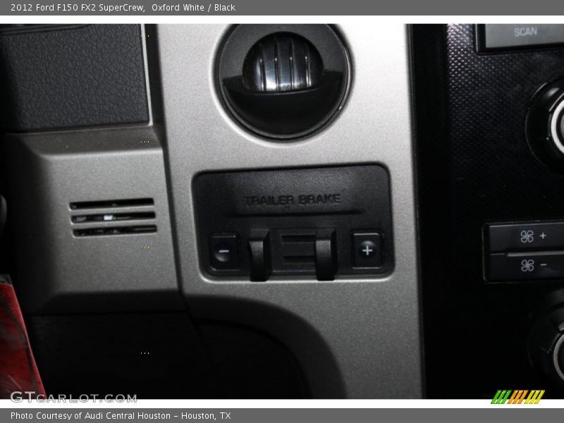 Oxford White / Black 2012 Ford F150 FX2 SuperCrew