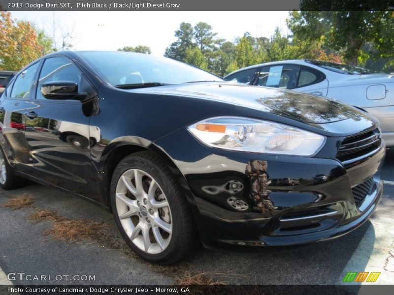 Pitch Black / Black/Light Diesel Gray 2013 Dodge Dart SXT