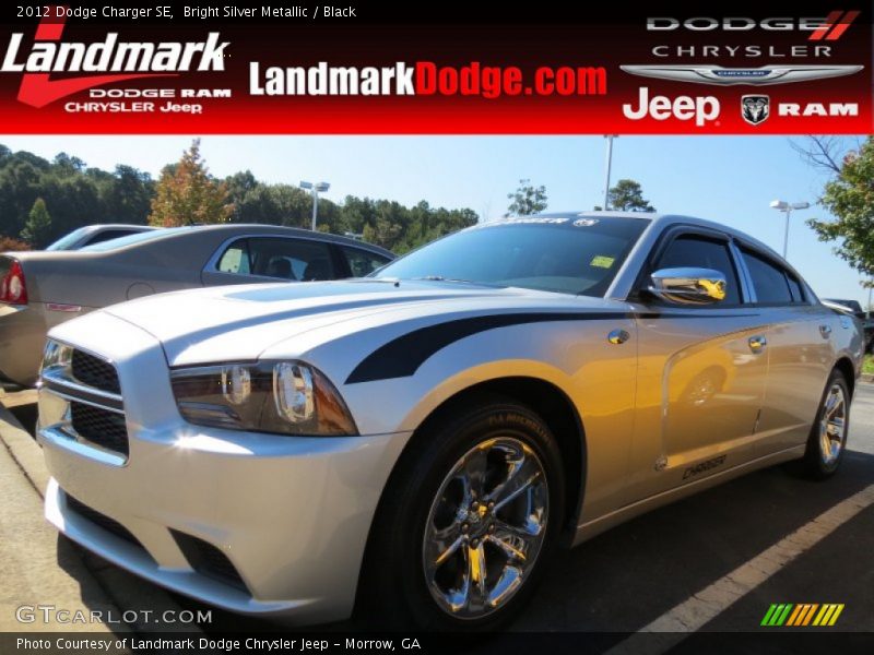 Bright Silver Metallic / Black 2012 Dodge Charger SE