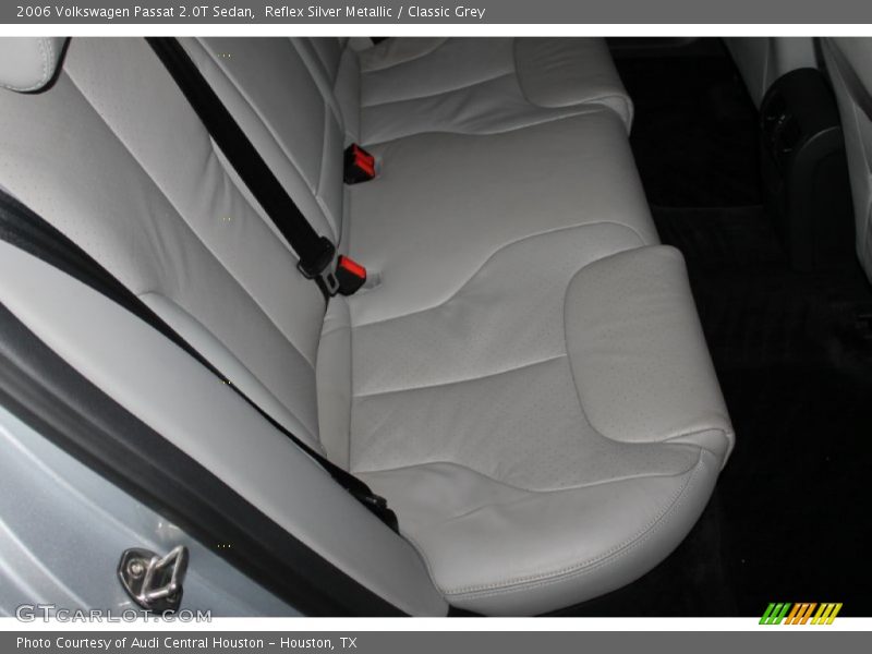 Reflex Silver Metallic / Classic Grey 2006 Volkswagen Passat 2.0T Sedan