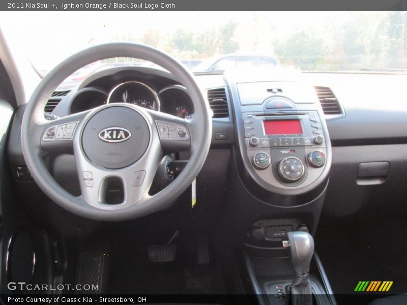 Dashboard of 2011 Soul +