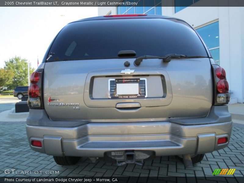 Graystone Metallic / Light Cashmere/Ebony 2005 Chevrolet TrailBlazer LT