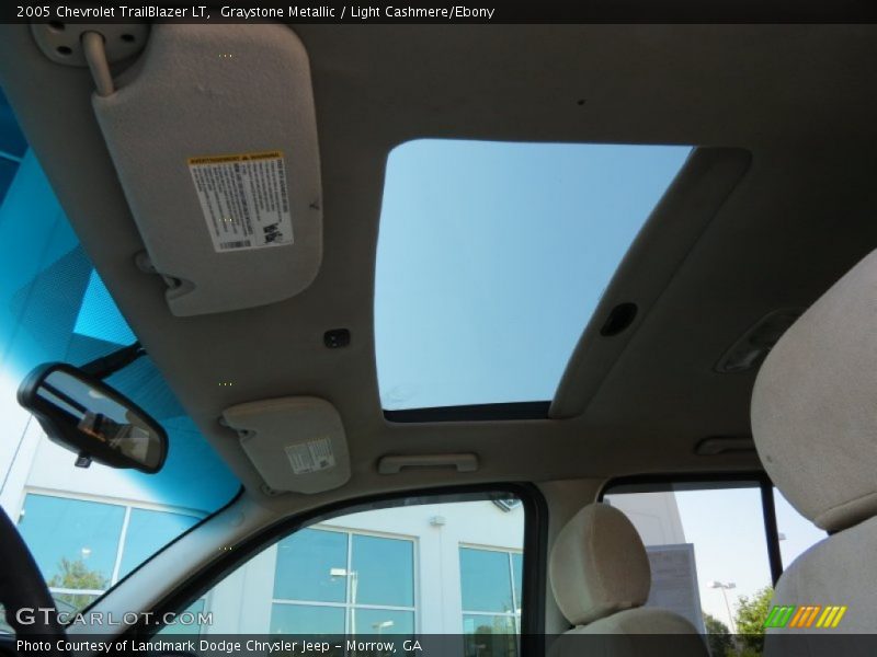 Graystone Metallic / Light Cashmere/Ebony 2005 Chevrolet TrailBlazer LT