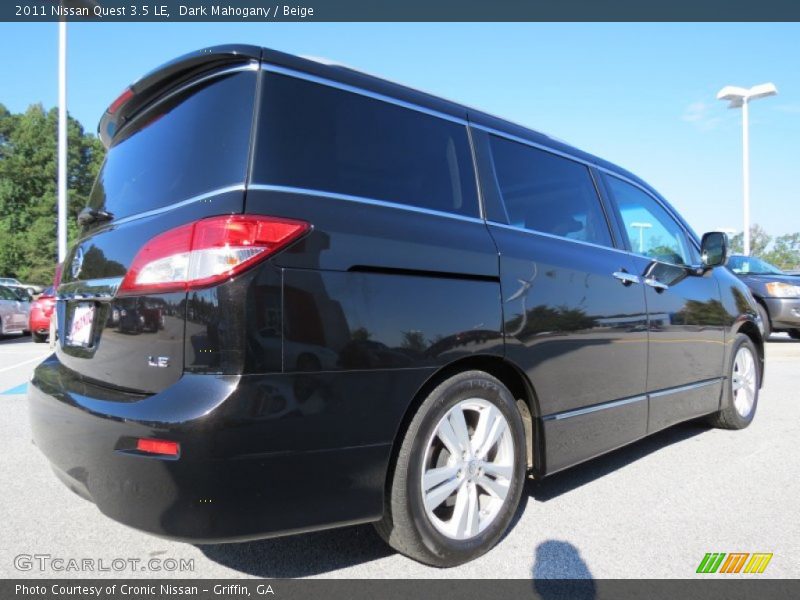 Dark Mahogany / Beige 2011 Nissan Quest 3.5 LE