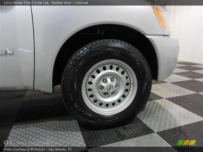Radiant Silver / Charcoal 2011 Nissan Titan S Crew Cab