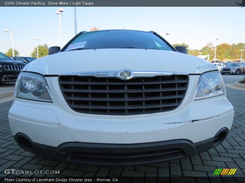 Stone White / Light Taupe 2006 Chrysler Pacifica