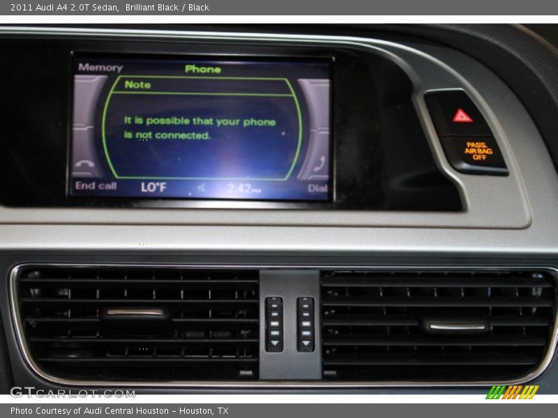 Brilliant Black / Black 2011 Audi A4 2.0T Sedan