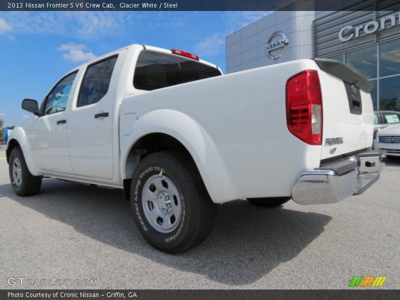 Glacier White / Steel 2013 Nissan Frontier S V6 Crew Cab