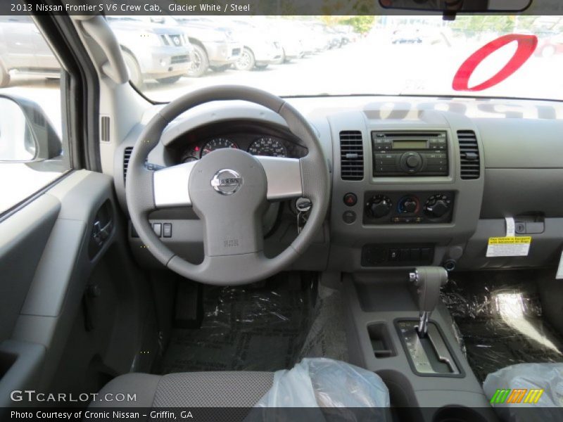 Glacier White / Steel 2013 Nissan Frontier S V6 Crew Cab