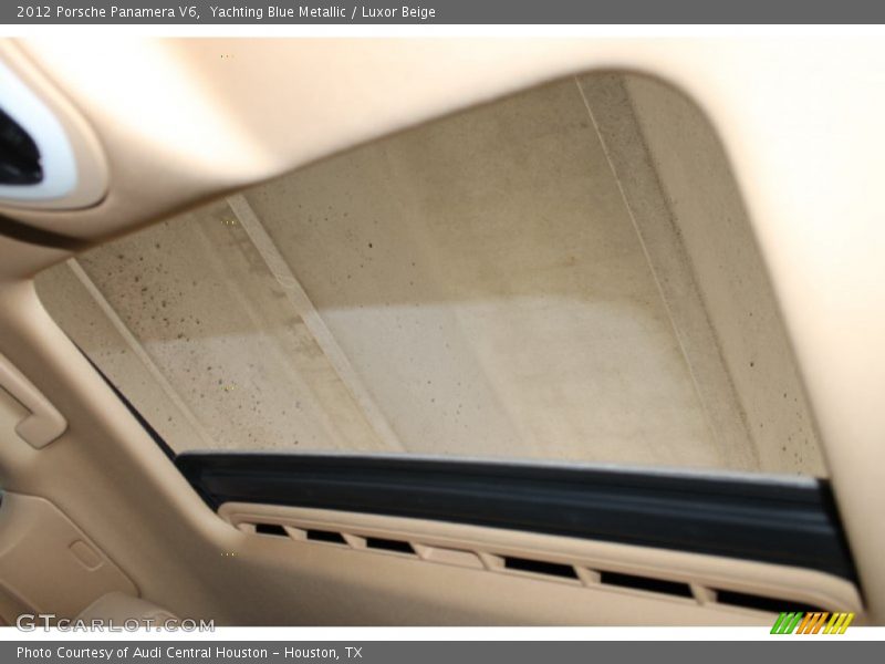 Yachting Blue Metallic / Luxor Beige 2012 Porsche Panamera V6