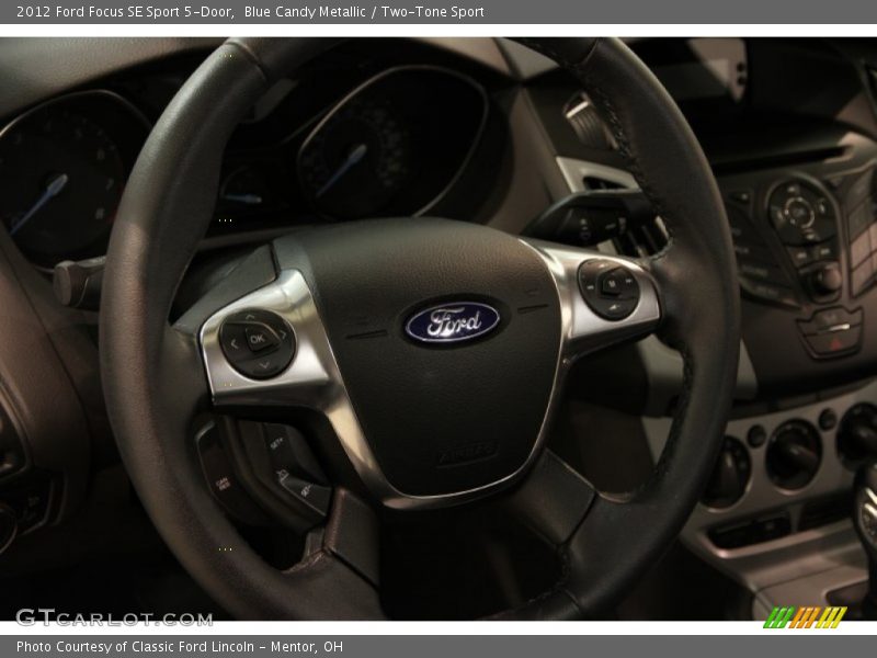 Blue Candy Metallic / Two-Tone Sport 2012 Ford Focus SE Sport 5-Door