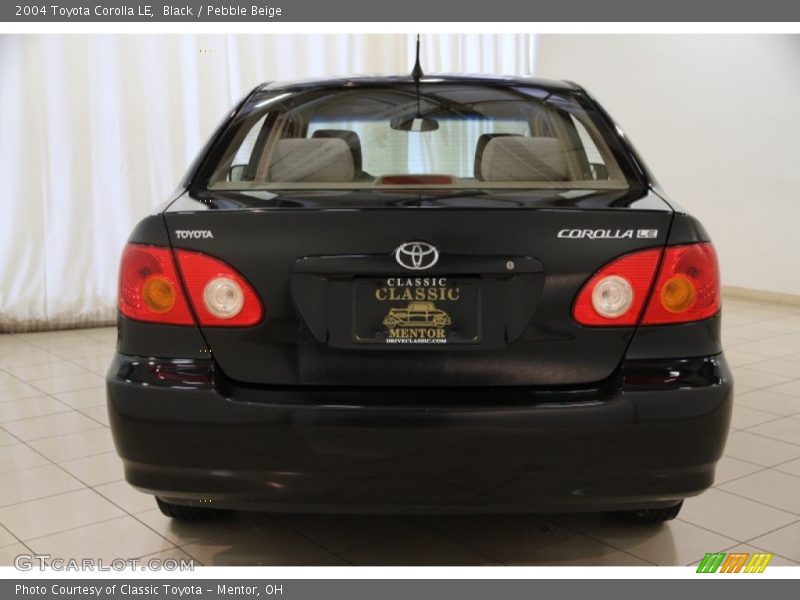 Black / Pebble Beige 2004 Toyota Corolla LE