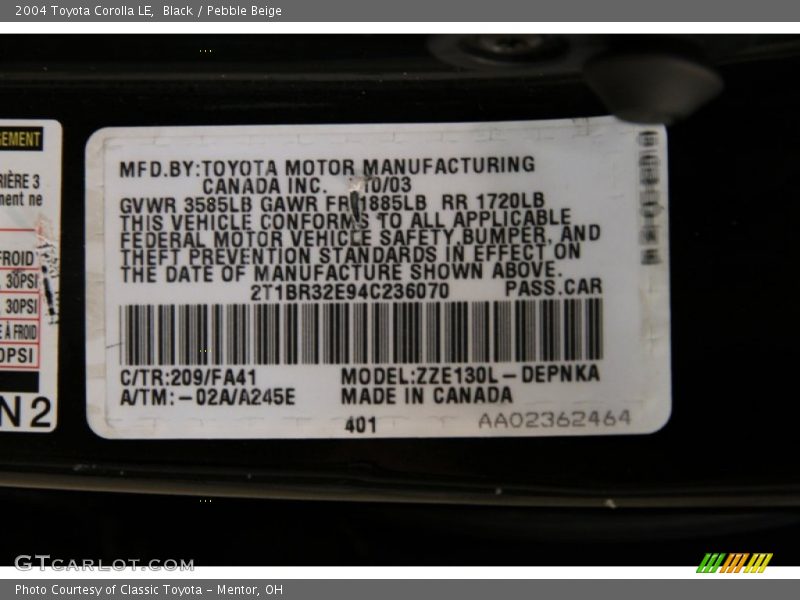 Black / Pebble Beige 2004 Toyota Corolla LE