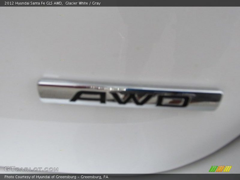 Glacier White / Gray 2012 Hyundai Santa Fe GLS AWD