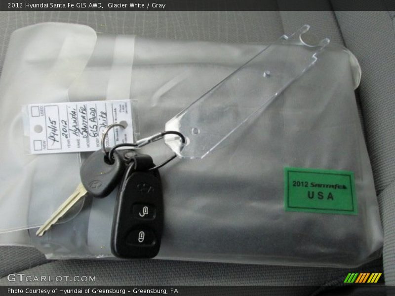 Glacier White / Gray 2012 Hyundai Santa Fe GLS AWD