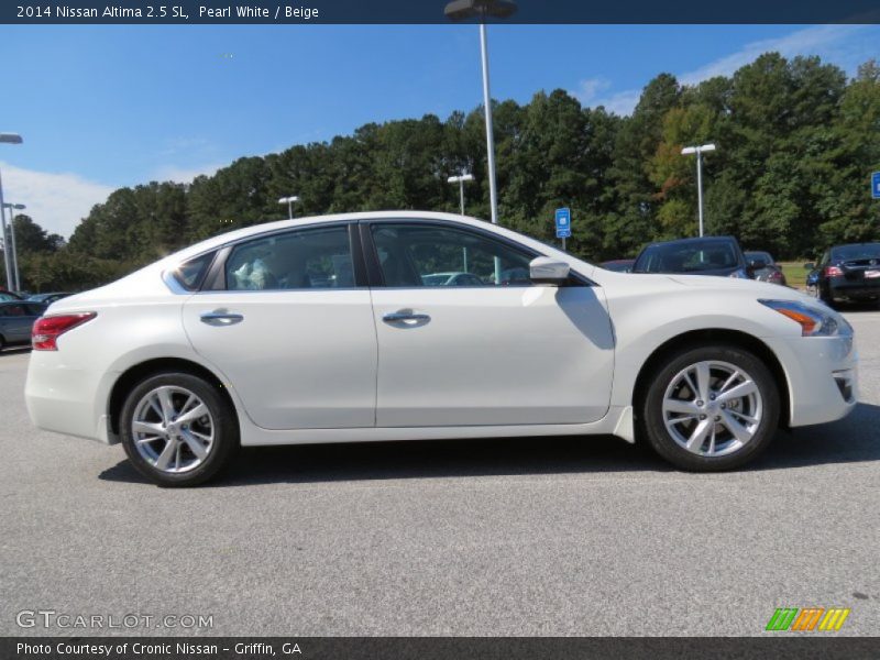 Pearl White / Beige 2014 Nissan Altima 2.5 SL