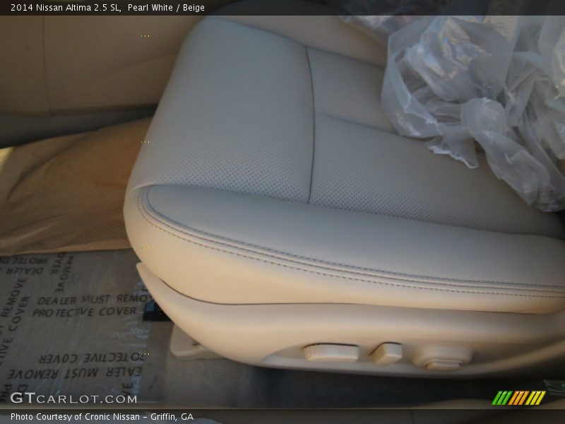 Pearl White / Beige 2014 Nissan Altima 2.5 SL