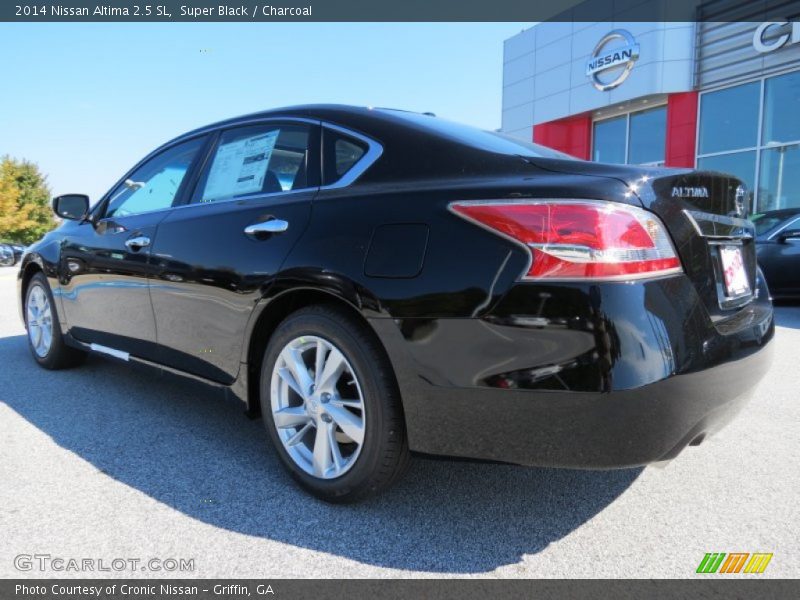 Super Black / Charcoal 2014 Nissan Altima 2.5 SL