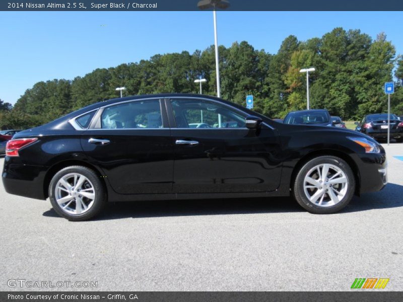 Super Black / Charcoal 2014 Nissan Altima 2.5 SL