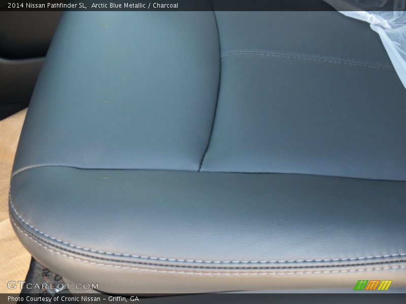 Arctic Blue Metallic / Charcoal 2014 Nissan Pathfinder SL