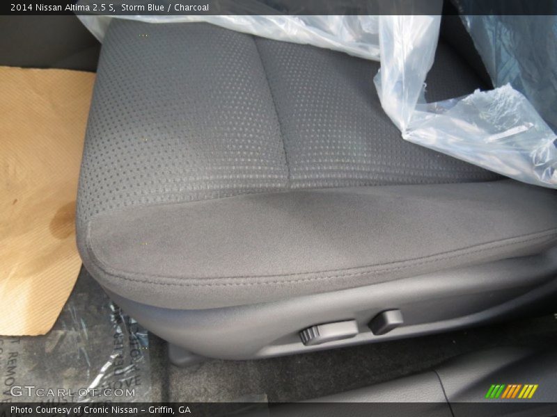 Storm Blue / Charcoal 2014 Nissan Altima 2.5 S