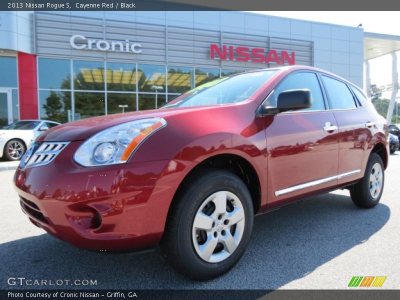 Cayenne Red / Black 2013 Nissan Rogue S