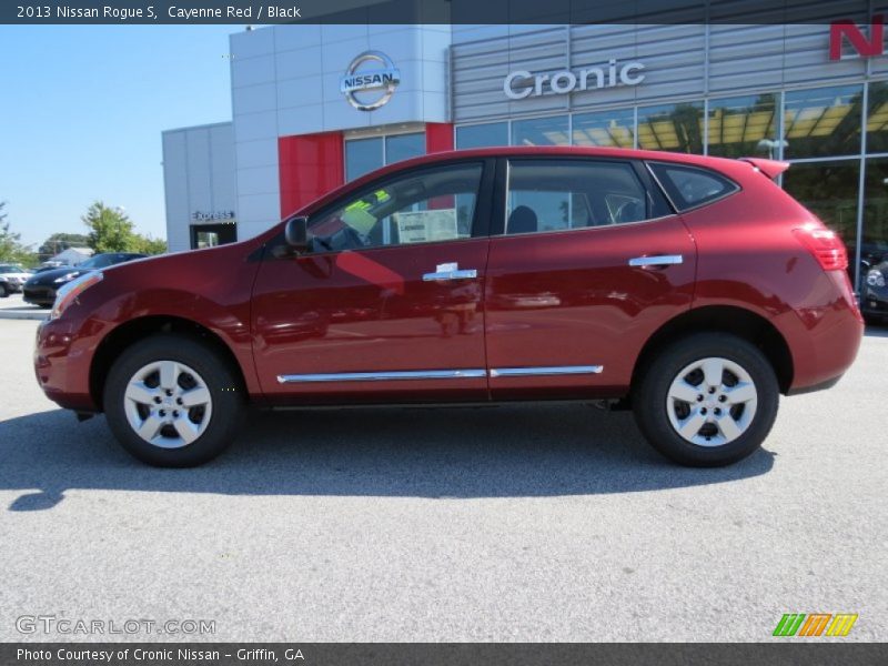 Cayenne Red / Black 2013 Nissan Rogue S