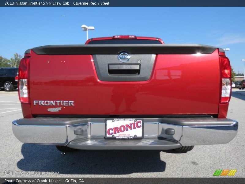 Cayenne Red / Steel 2013 Nissan Frontier S V6 Crew Cab