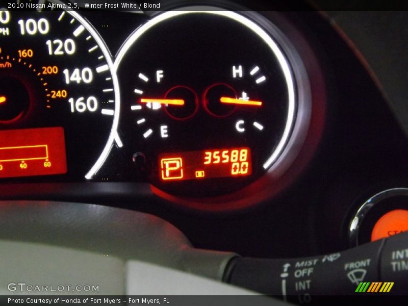Winter Frost White / Blond 2010 Nissan Altima 2.5