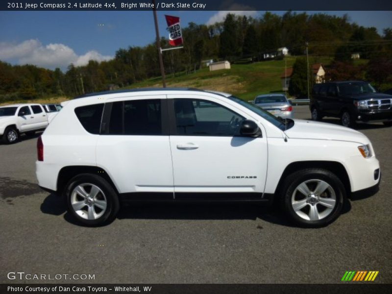 Bright White / Dark Slate Gray 2011 Jeep Compass 2.4 Latitude 4x4