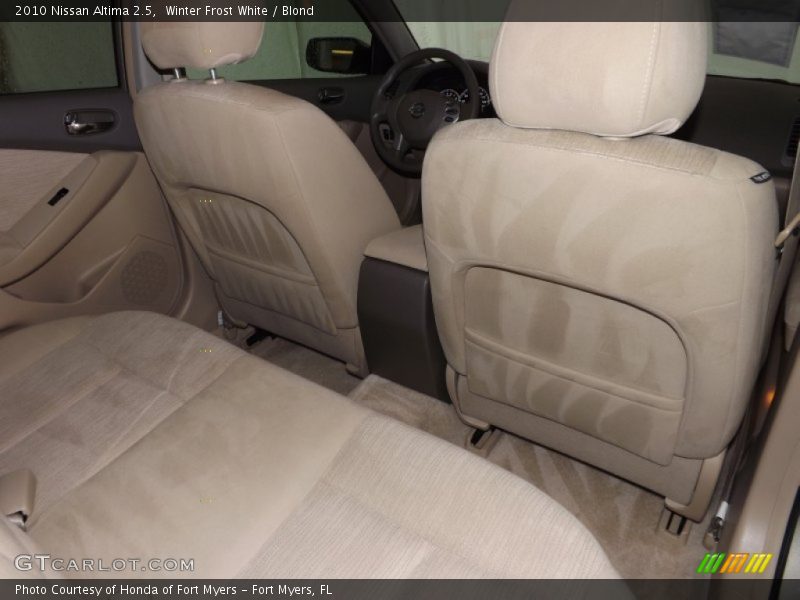 Winter Frost White / Blond 2010 Nissan Altima 2.5