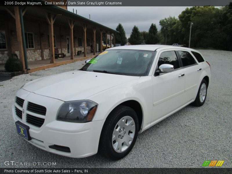 Cool Vanilla / Dark Slate Gray/Light Graystone 2006 Dodge Magnum