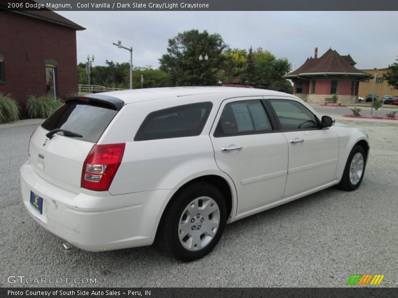 Cool Vanilla / Dark Slate Gray/Light Graystone 2006 Dodge Magnum