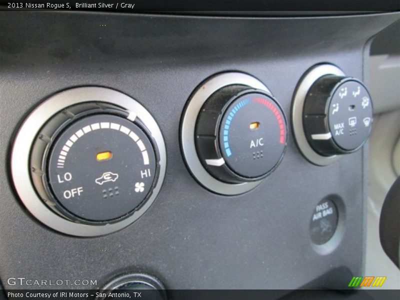 Brilliant Silver / Gray 2013 Nissan Rogue S