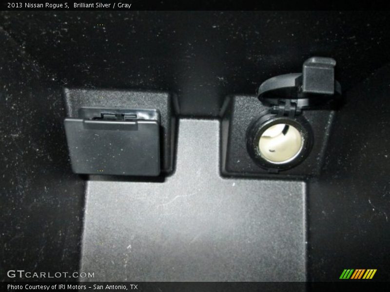 Brilliant Silver / Gray 2013 Nissan Rogue S