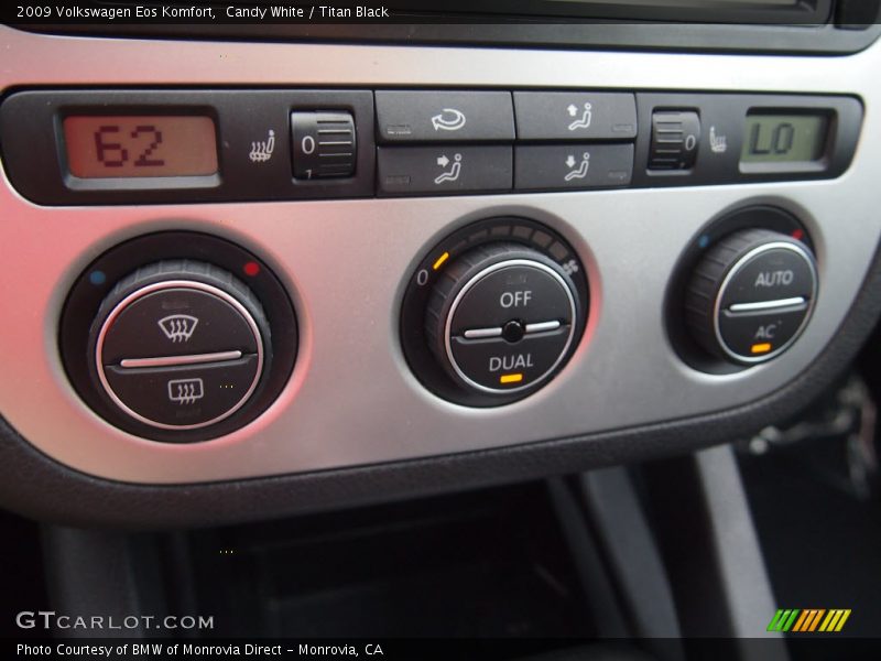Candy White / Titan Black 2009 Volkswagen Eos Komfort