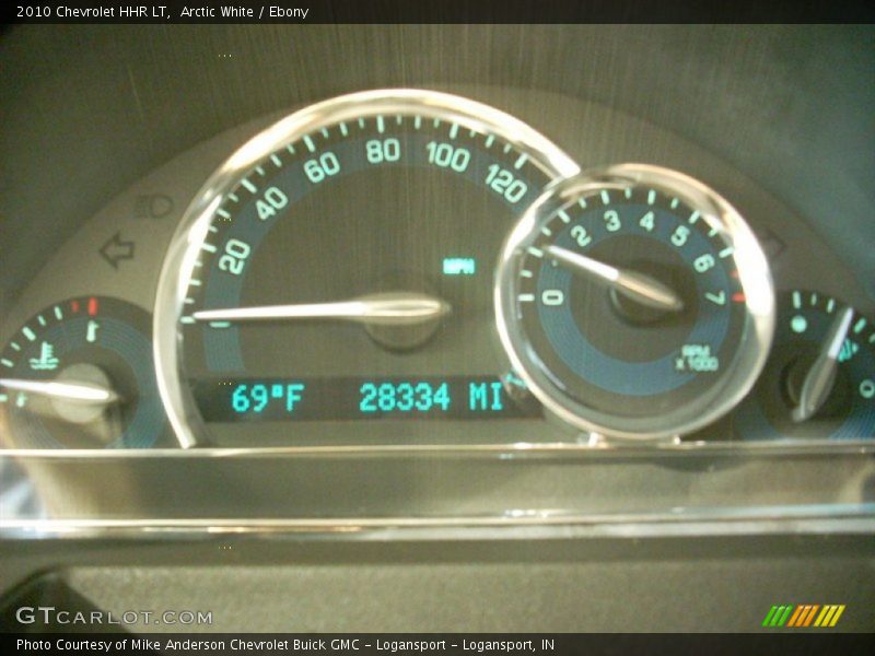 Arctic White / Ebony 2010 Chevrolet HHR LT
