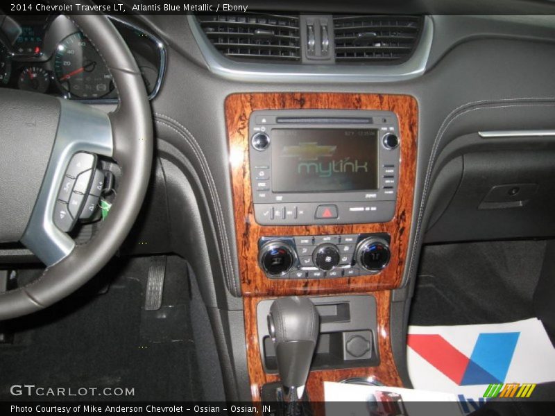 Atlantis Blue Metallic / Ebony 2014 Chevrolet Traverse LT