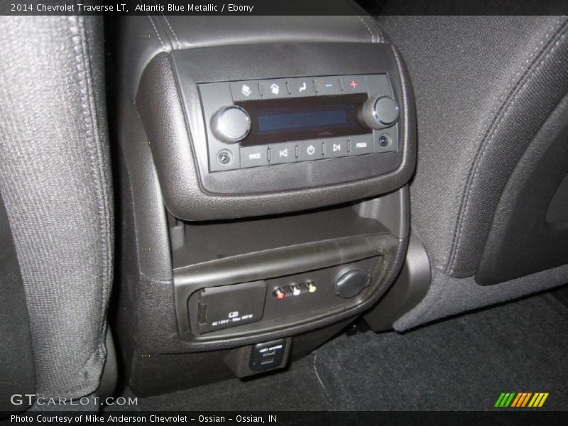 Atlantis Blue Metallic / Ebony 2014 Chevrolet Traverse LT