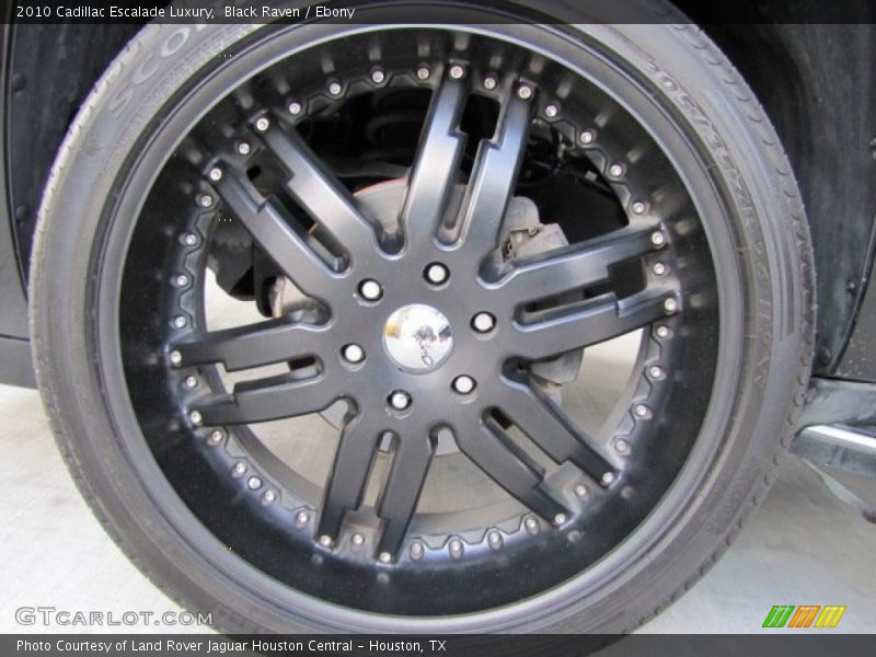 Black Raven / Ebony 2010 Cadillac Escalade Luxury