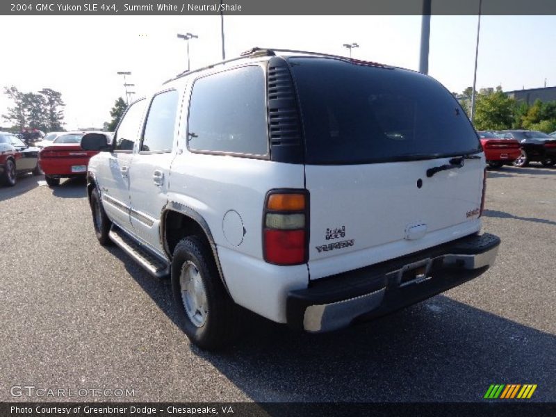 Summit White / Neutral/Shale 2004 GMC Yukon SLE 4x4